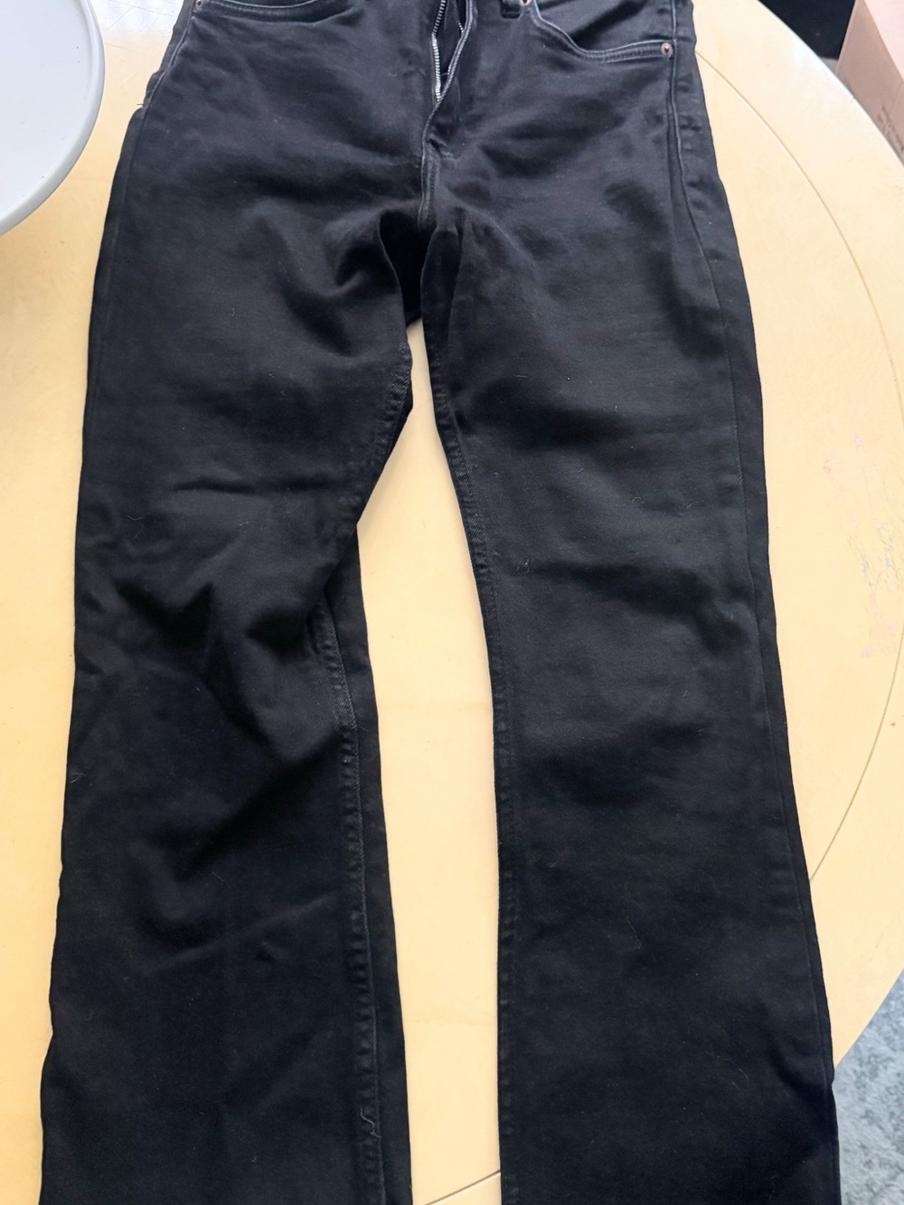 Classic Black Straight-Leg Jeans size 4